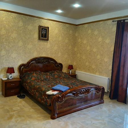 Аппартаменты С Балконом Odessa Exterior foto